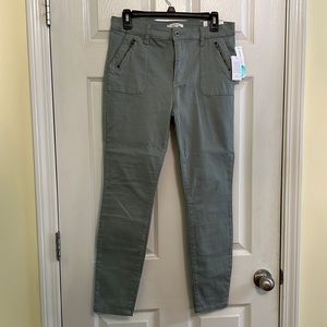 Brand: sts blue -Ellie ankle skinny. 10” high rise.